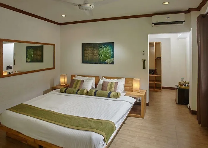 Hotel Buena Vida And 3*