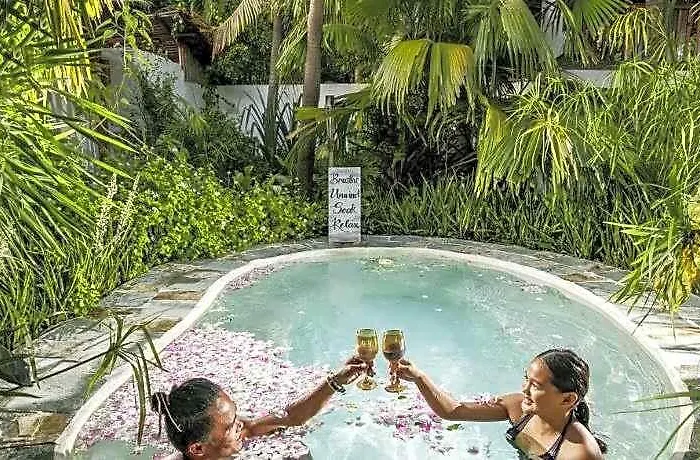 Buena Vida And 3* Daanbantayan